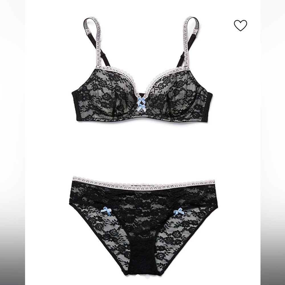 Adore Me Yassine Set